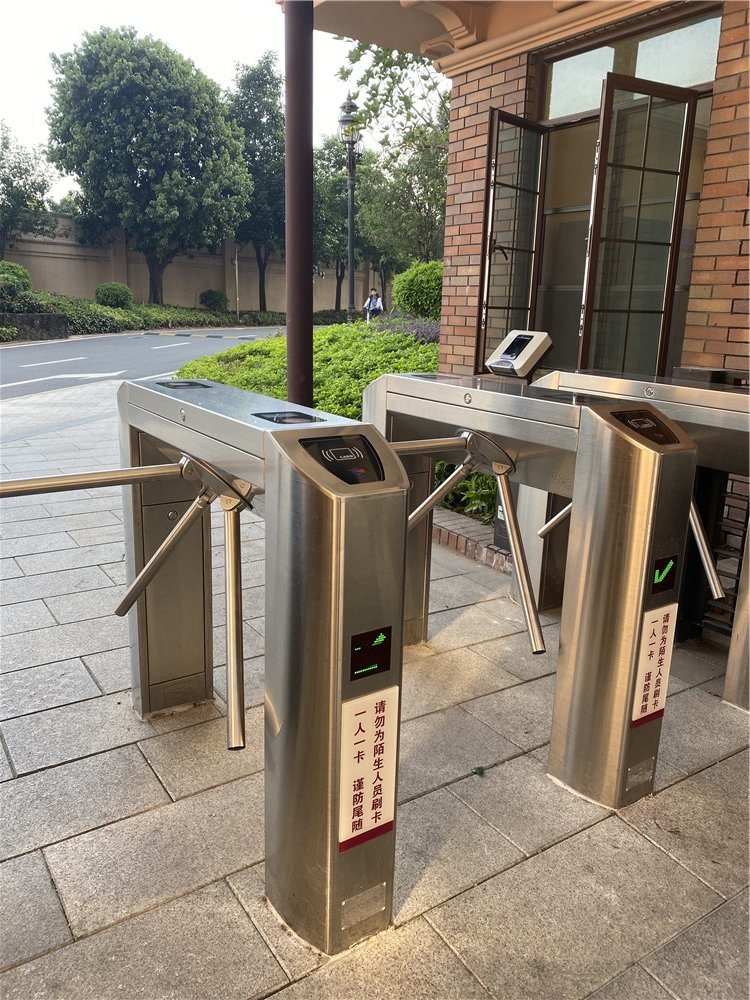 Stainless Steel Access Control Full Automatic Tripod Barrier Turnstile
