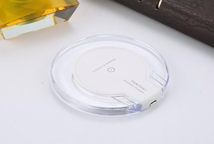 Quick Charge Qi Certified Fast Universal Wireless Charger Pad for Mobile Phone