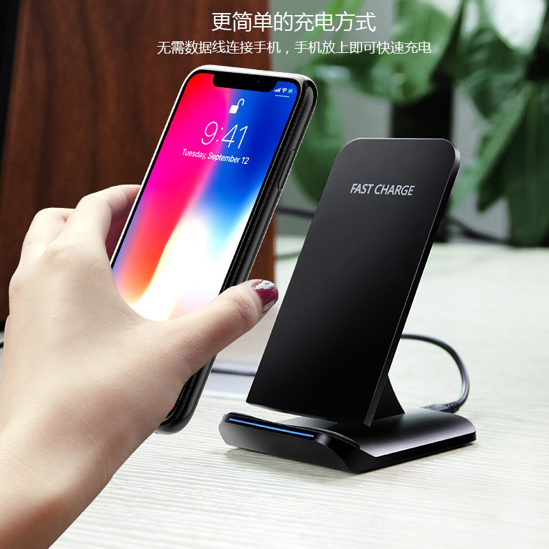 2018 Qi Fast Universal Wireless Charger for iPhone