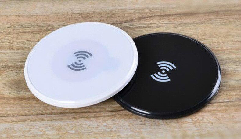 Universal Vintage style Qi Wireless Mobile Phone Charger
