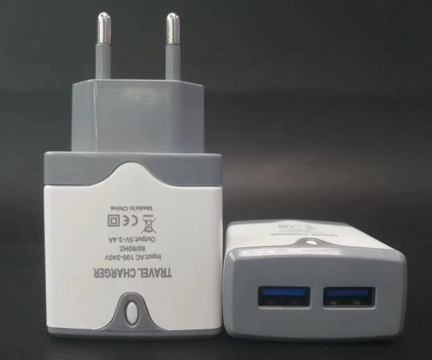 2 USB Travel Charger/Phone Charger