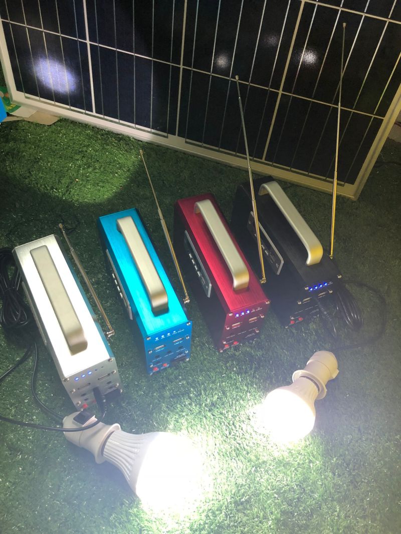 Solar 12 Volt 10W Home Battery Power System with Radio and Lights