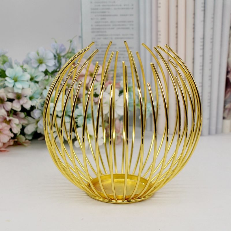 Modern Iron Candle Holders Centerpiece Gold Round Geometric Metal Tealight Candle Holders with LED Candle