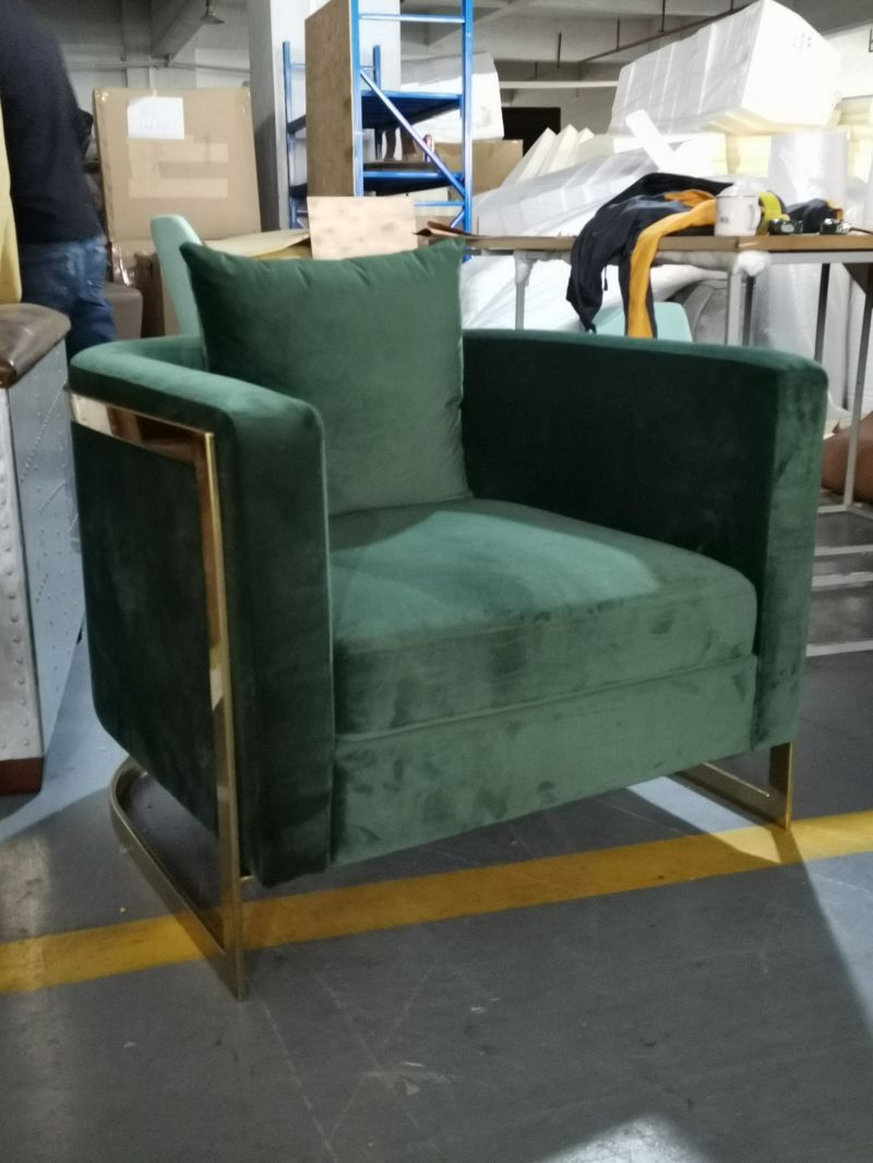 Nordic Style Metal Base Green Velvet Accent Chair for Living Room