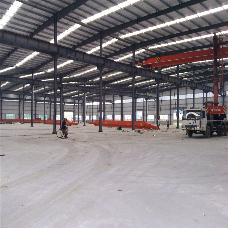 Prefabricated Light Gauge Steel Structure Warehouse Pre Engineered Frame Factories