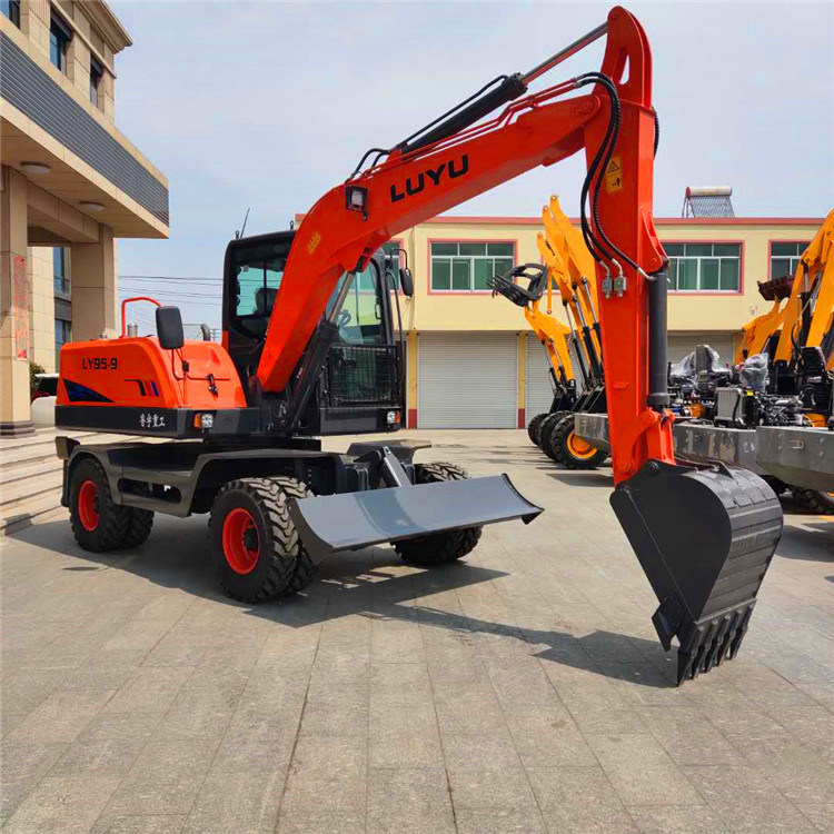 Advanced Technology Ly95 Mini Excavator Used to Dig and Shovel
