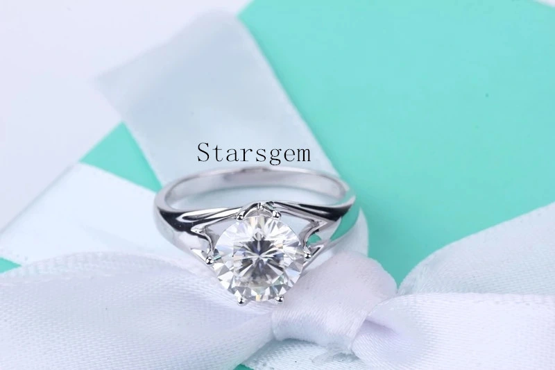 Fashionable 18K White Gold Moissanites Diamond Engagement Wedding Rings Jewelry