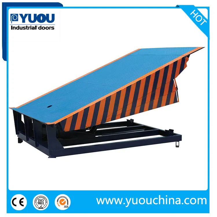 Industrial Vehicle Dock Lift Equipment / Electric Hydraulic Dock Ramp Leveler