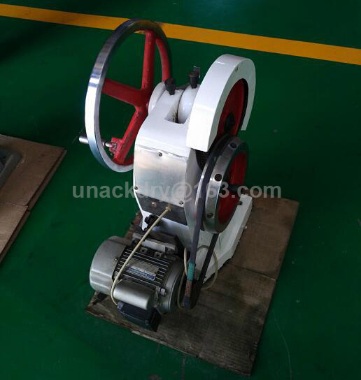 Dry Powder Press Machine for Making Tablet