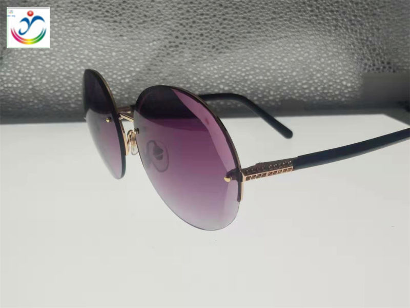 The 2019 Fashion Bestselling Metallic Sunglasses for Women