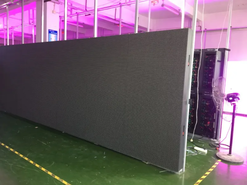 Full Color Advertising Indoor/Outdoor LED Display Screen with Panel