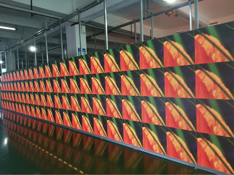 Ckgled P2.9/ P3.91mm Indoor/Outdoor LED Display Screen Rental for Advertising