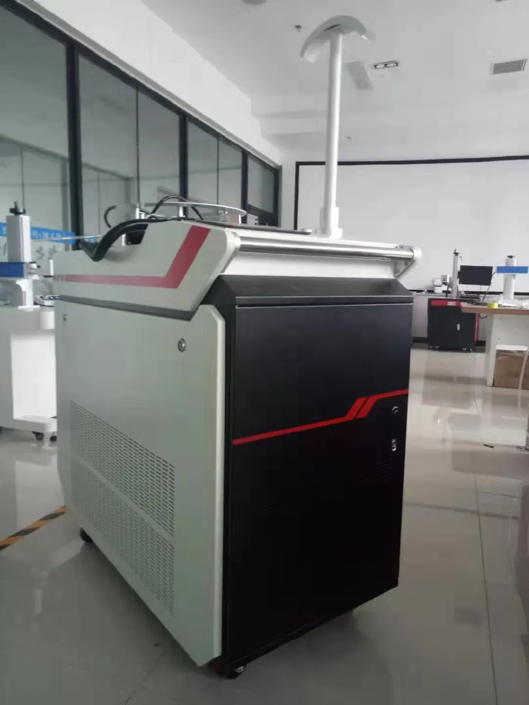500W Portable Fiber Laser Welding Machine Laser Equipment for Metal
