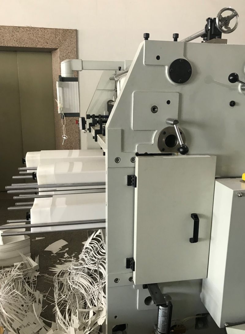 Dayuan Cc880&Cc1080 Paper Cup Die Cutting Punching Machine with CE Certification