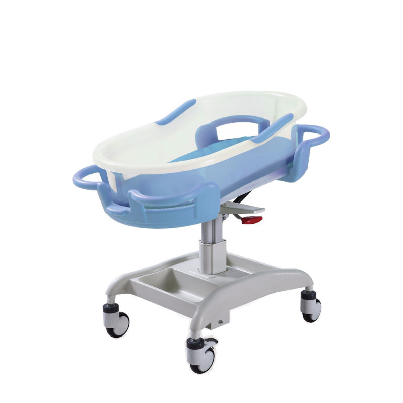 Multi Function Adjustable Infant Crib with Mattress with Wheel with Bassinet