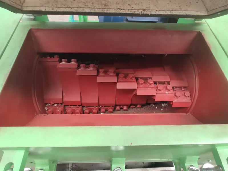 Waste Plastic Crusher Especial for Recycling The Plastic Box Made in China