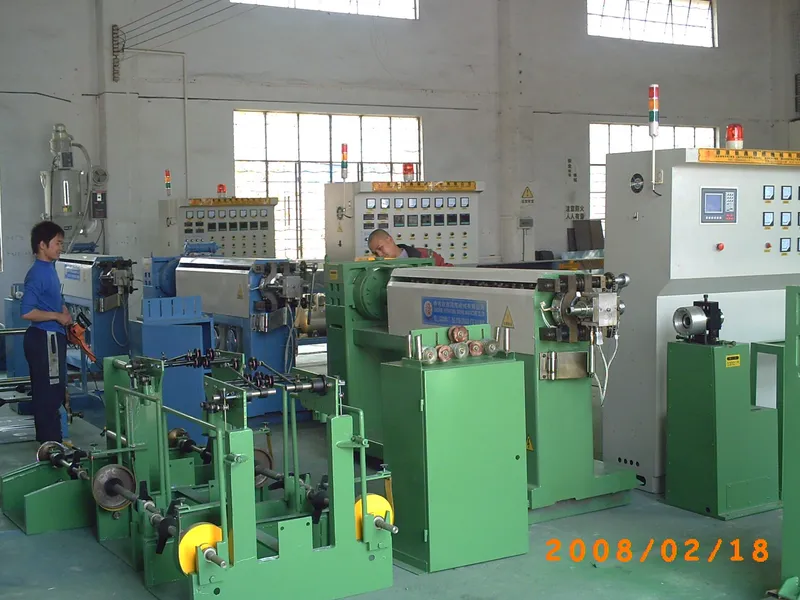 Plastic Extruder for LED Light Pipe Making Machine