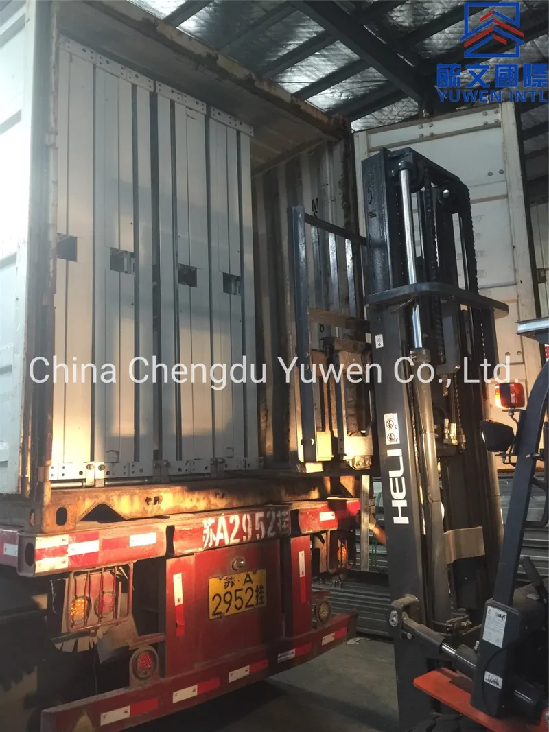 Made in China Small Prefab Flat Pack Container House Home