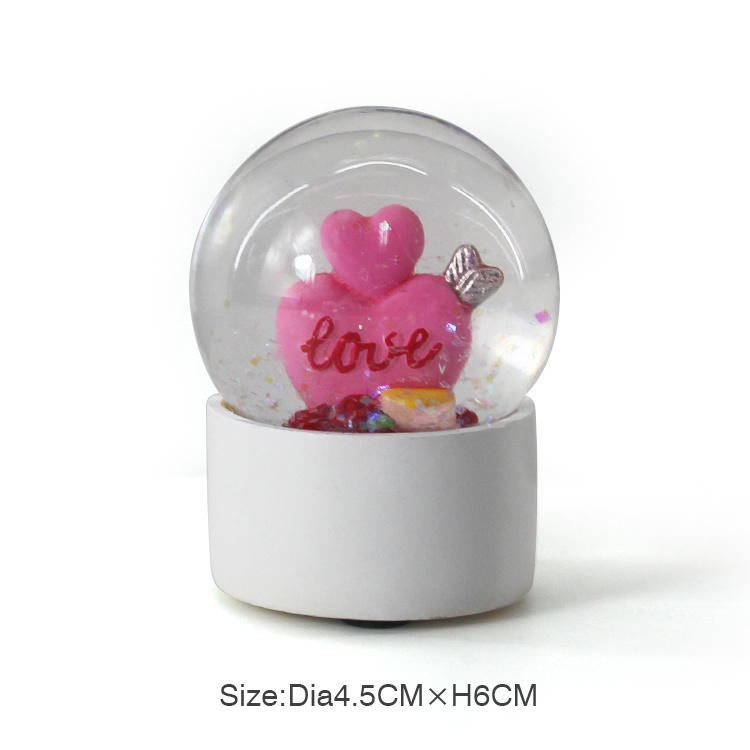 Custom Plastic Pink Heart Shape Snow Globe