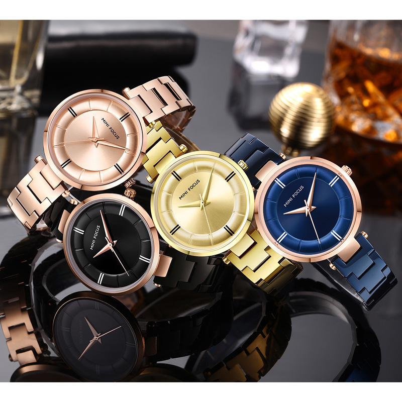 Mini Focus Gold Dial Lady Quartz Wrist Watch in Shenzhen