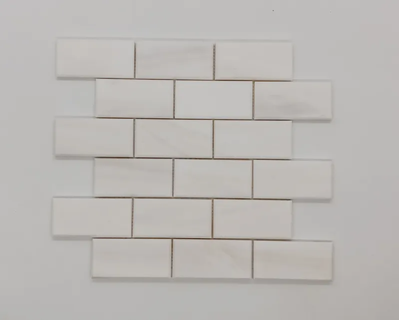 Hot Selling Polished Italian Brick Natural Carrara White Marble Mosaic