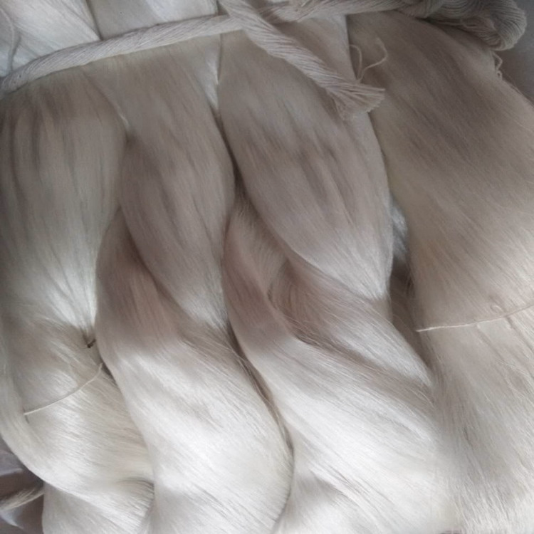 Raw Mulberry Yarn Silk for Weaving or Knitting 3A 20/22D