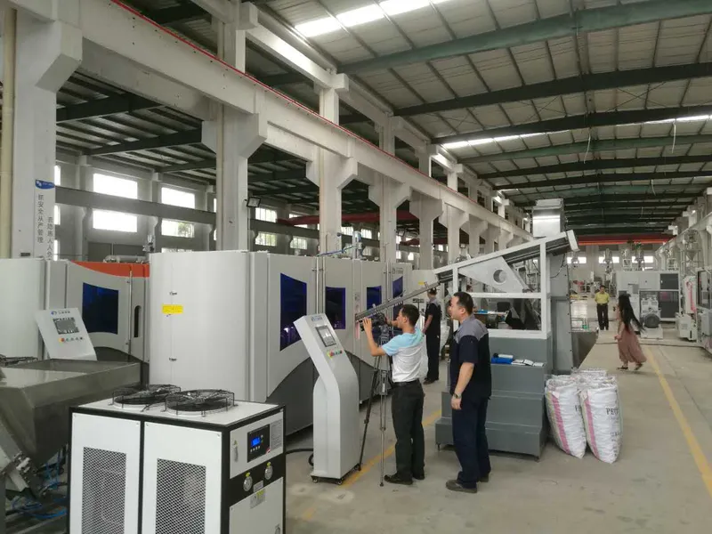 High Speed Pet Blowing Machine with High Speed