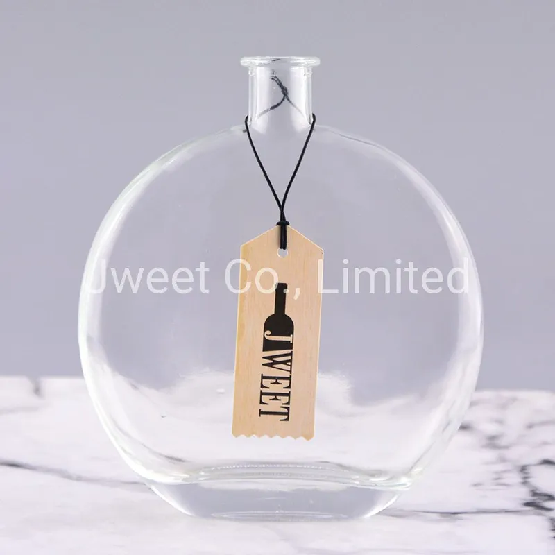 Good Quality Transparent Luxury Flat 700ml Liquor Empty Glass Bottles