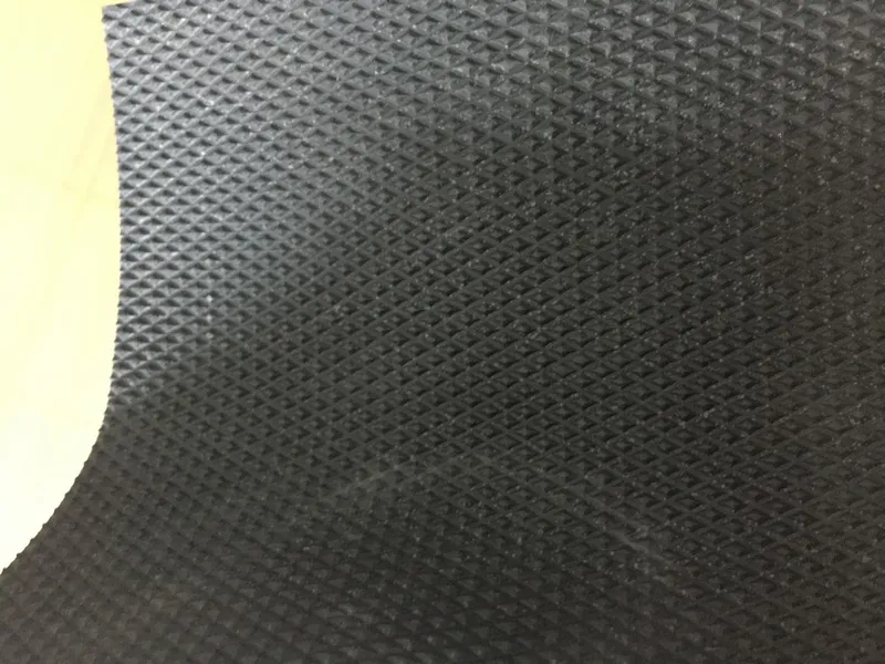 Industrial Anti-Slip Black Small Diamond Rubber Mats Flooring Sheets