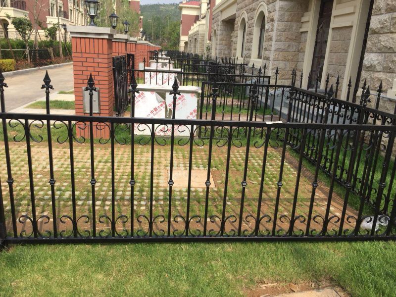 High Quality Customized Metal Fencing/Security Powder Coated Fence