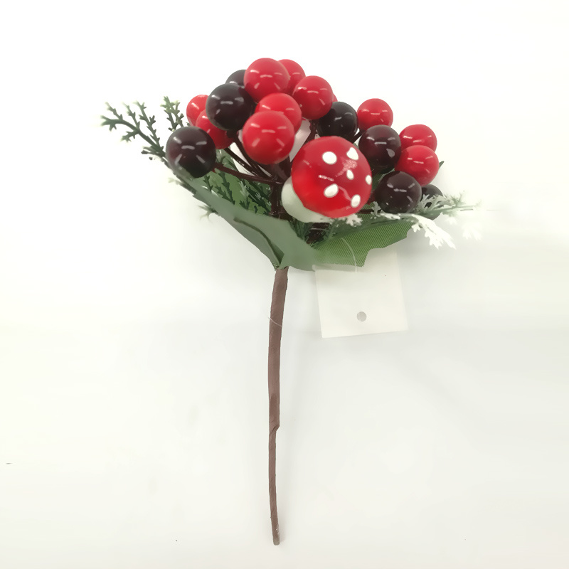 Red Berry/Leaves /Pine Leaves Wreath, Christmas Wreath