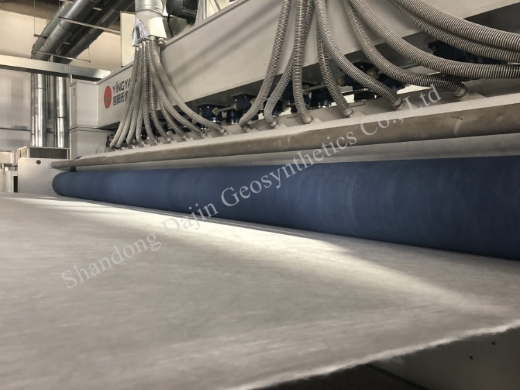 300G/M2 White Drainage Polyester Non Woven Nonwoven Geotextile