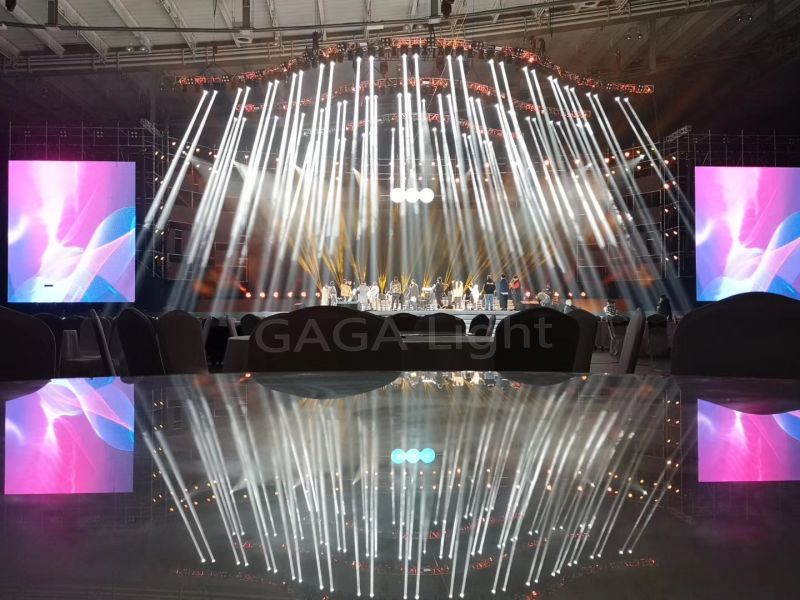 Hot Selling Stage LED Lights Beam Projector Moving Head Light with High Quality