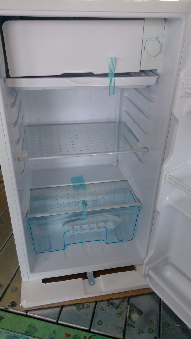 50L Home Use Portable Mini Refrigerator with Chiller Compartment