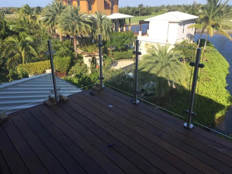 Outdoor Glass Balcony Frameless Glass Balustrade with Safety Glass