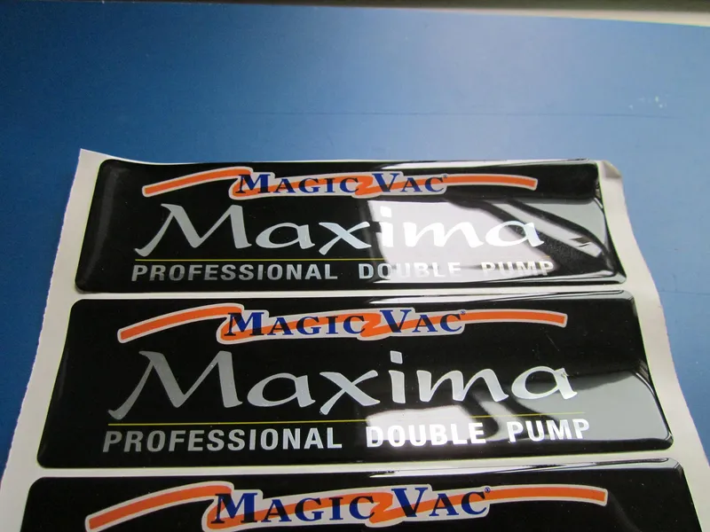 High Quality Full Color Permanent Glossy Water Resistant Private Labels