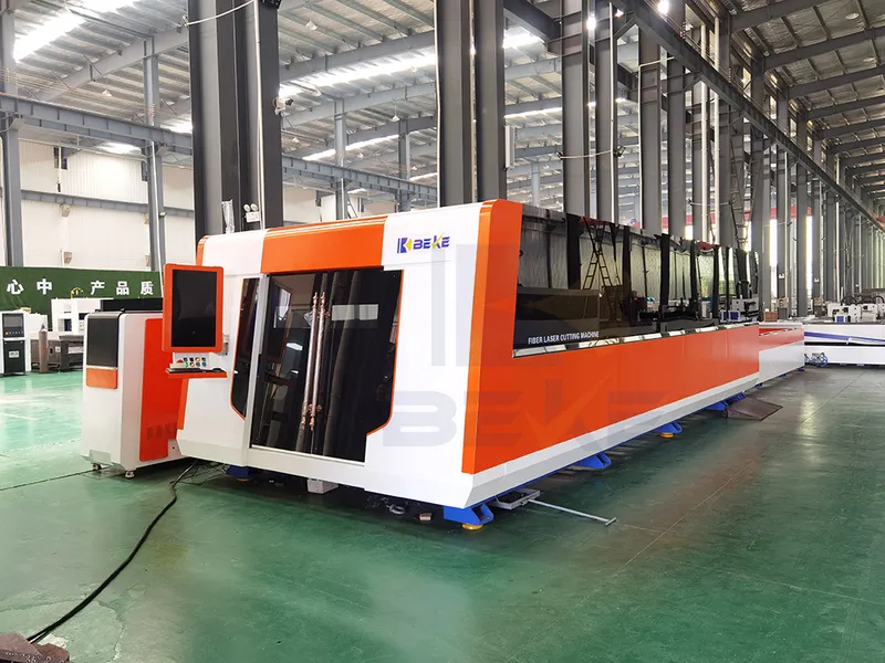 4mm Aluminum Sheet Closed Exchangeable CNC fiber laser cutting machine