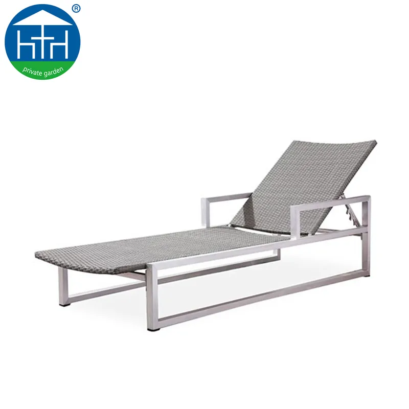 Luxury Modern PE Wicker Outdoor Furniture Chaise Lounger with Aluminum