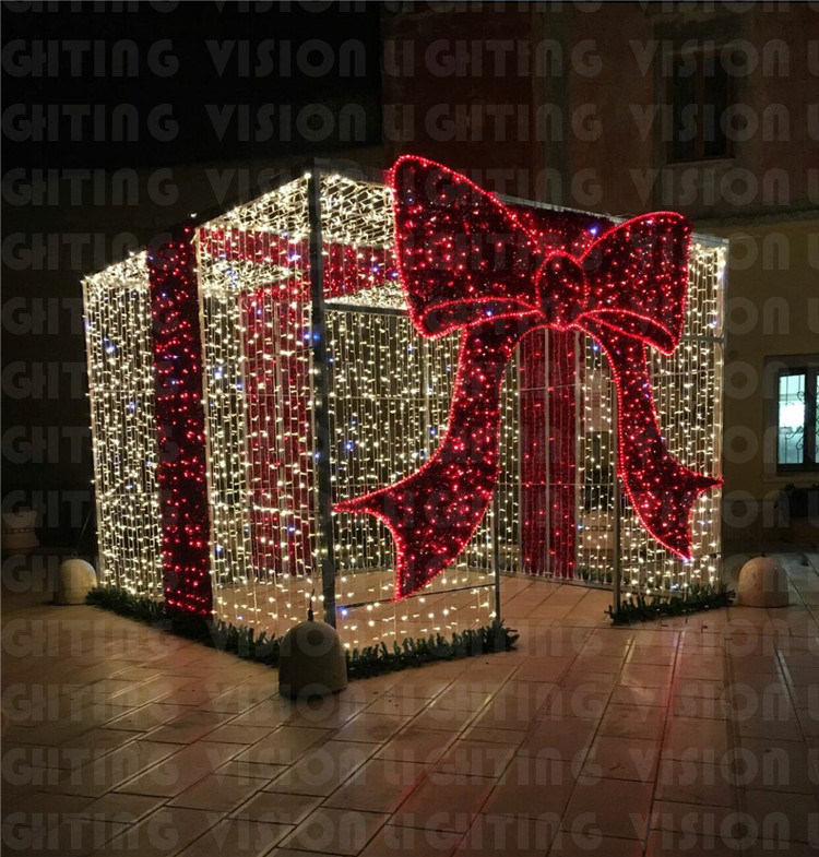 Christmas Commercial Large Walk Through 3D Present Box Motif Lights