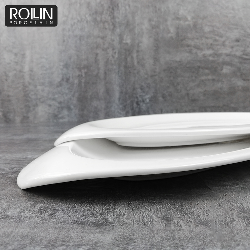 Elegant Design Large White Ceramic Artistry Oval Plate Porcelain Dinnerware