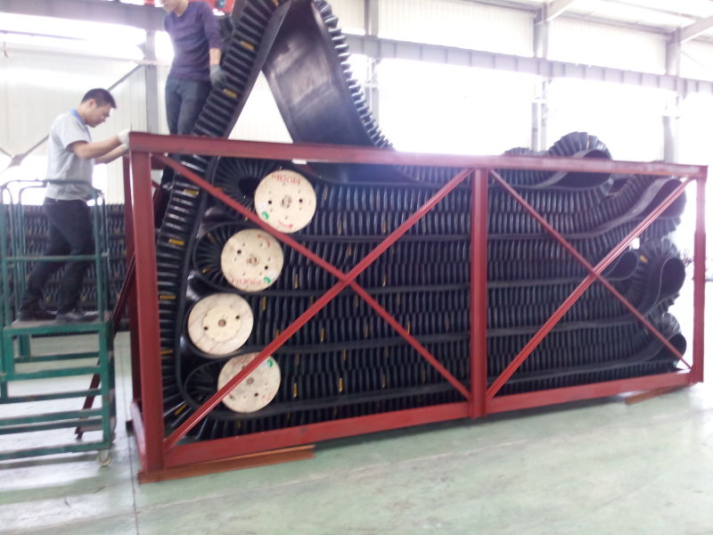 Sidewall Conveyor Belt for Incline Material Conveying