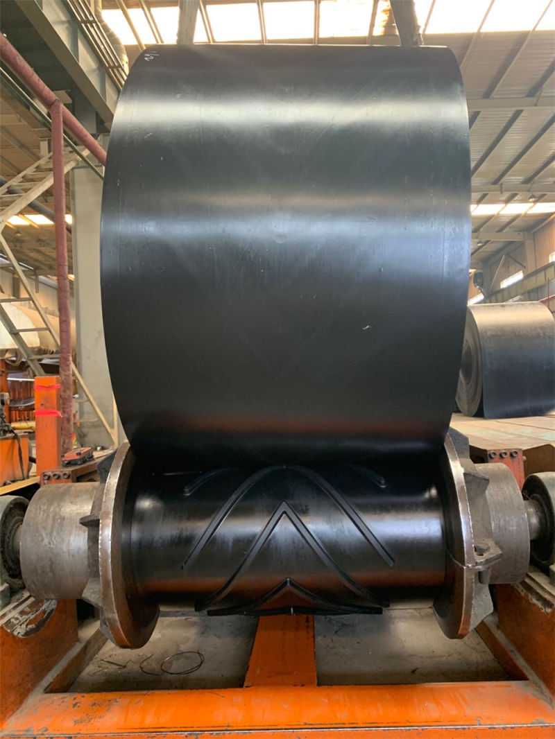 High Abrasion Resistant Chevron Conveyor Belt Used for Granite Crushing