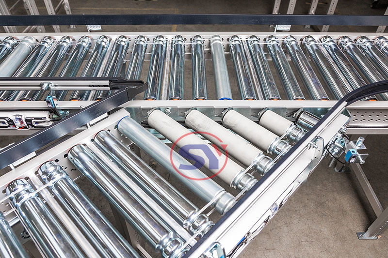Stainless Steel Roller Table Conveyor for Furniture Transport