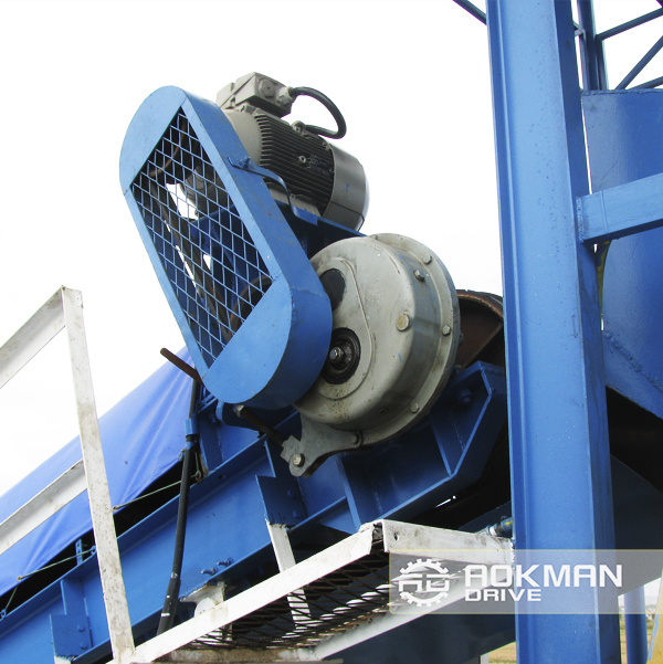 Ta Series Helical Shaft Mounted Gearbox for Belt Conveyor