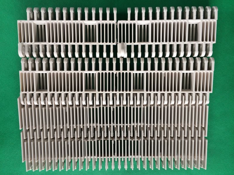 Distributor of Plastic Conveyor Belt with Ce