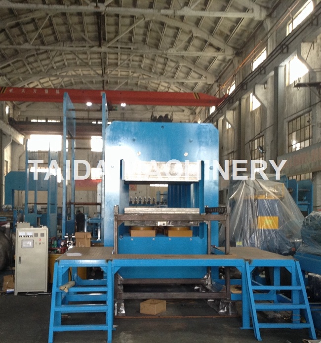 Rubber Conveyor Belts Vulcanization Production Hydraulic Platen Vulcanized Press Machine