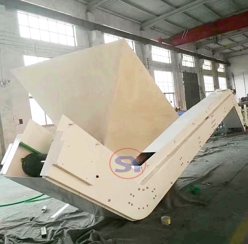 Stainless Steel 304 Frame Rubber Sidewall Conveyor Belt Apron Conveyor