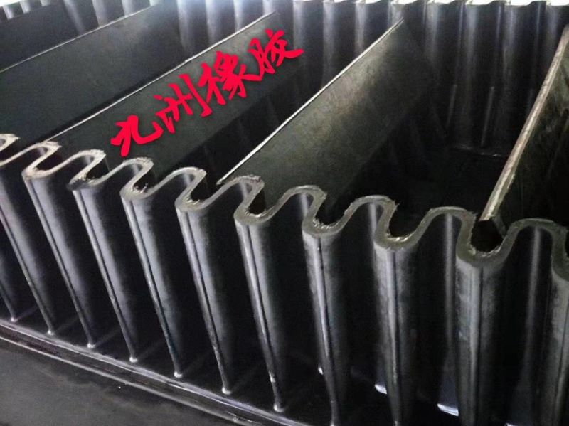 S300 Cleated Sidewall Incline Conveyor Belt