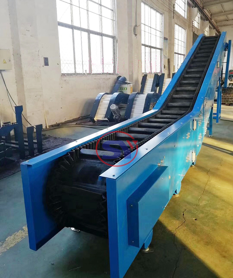 Inclining Corrugated Sidewall Rubber Belt Conveyor for Puffed Food