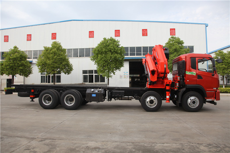 China products/suppliers Dongfeng Truck Crane 25t/Boom Crane Truck/Service Truck Crane